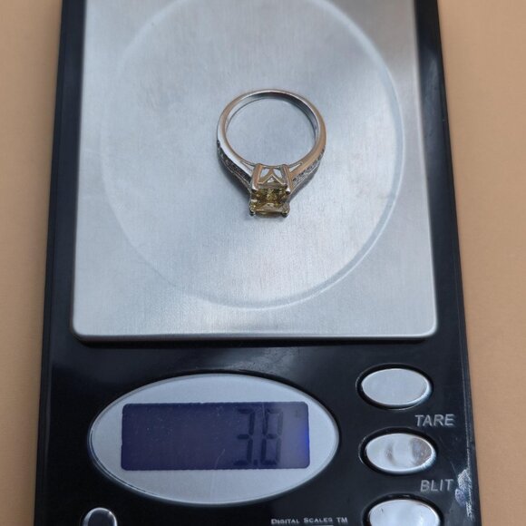 Size 7 Sterling Silver Yellow Cubic Zirconia Beautiful Gem Ring A4813 - Picture 9 of 9